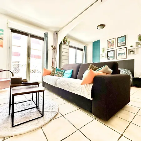 Le Cosy - Pour 2 Personnes A 30m De La Avec Parking Prive Apartmán *